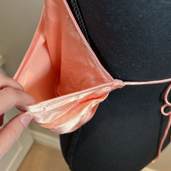 Lovers and Friends Crop Top L'Academie Light Peach Size Small NWT - Picture 9 of 11